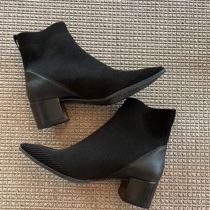 Everlane ReKnit Fabric Black Boot, size 9